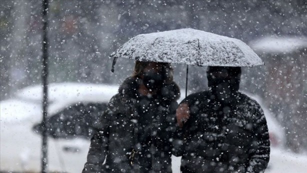 Foto - İstanbul'a kar geliyor tarih belli oldu! Bildiklerinizi unutun, böylesi ilk kez olacak