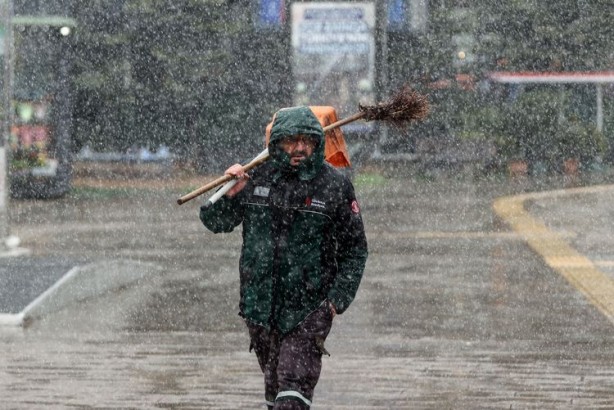 Foto - İstanbul'a kar geliyor tarih belli oldu! Bildiklerinizi unutun, böylesi ilk kez olacak