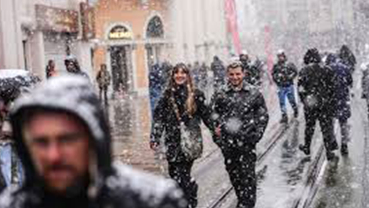 Foto - İstanbul'da 24 Şubat Pazartesi günü okullar tatil olacak mı? Açıklama geldi