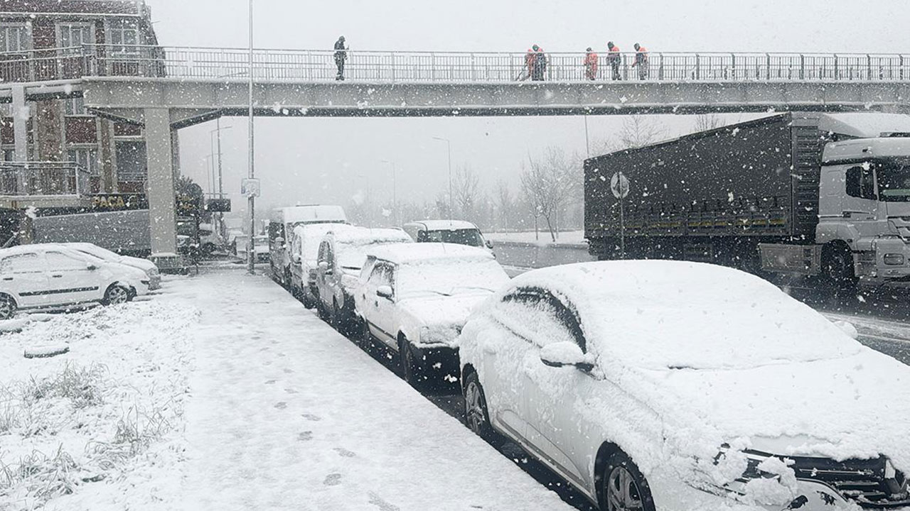 İstanbul'da 24 Şubat Pazartesi günü okullar tatil olacak mı? Açıklama geldi