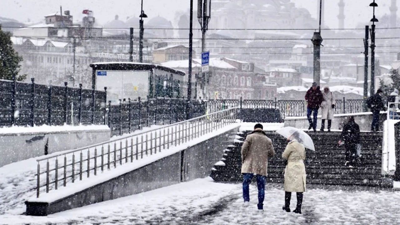 Foto - İstanbul'da 24 Şubat Pazartesi günü okullar tatil olacak mı? Açıklama geldi