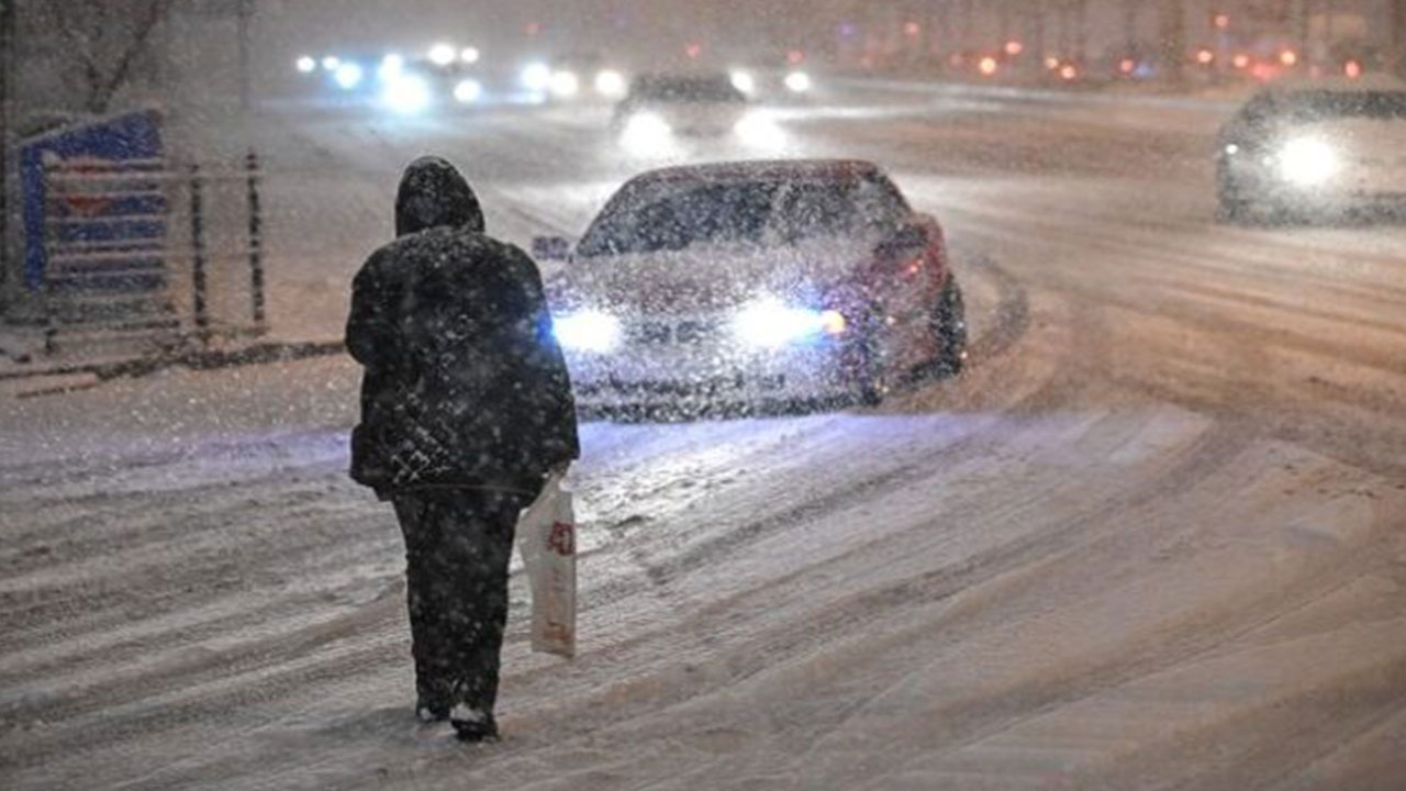 Foto - İstanbul'da 24 Şubat Pazartesi günü okullar tatil olacak mı? Açıklama geldi