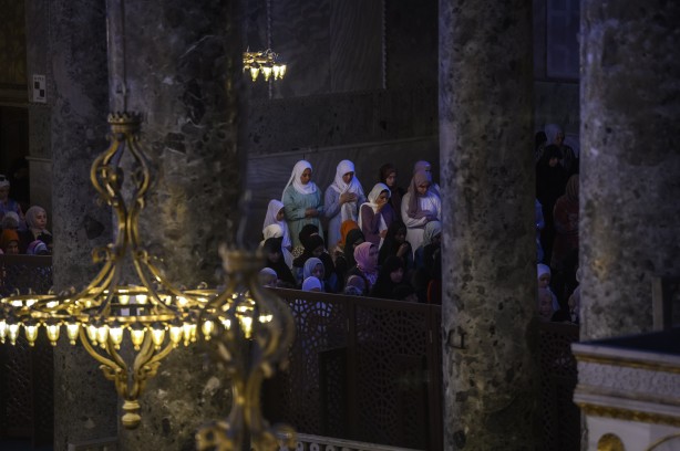 Foto - İstanbul'da bayram namazı kılındı