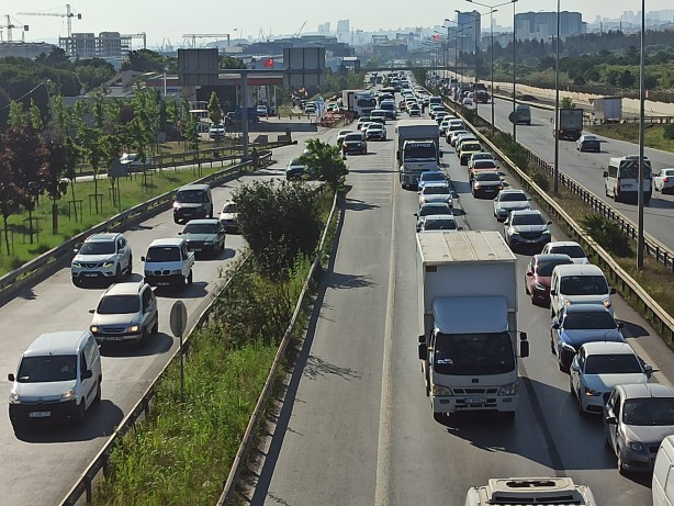 Foto - İstanbul’da bayram trafiği başladı