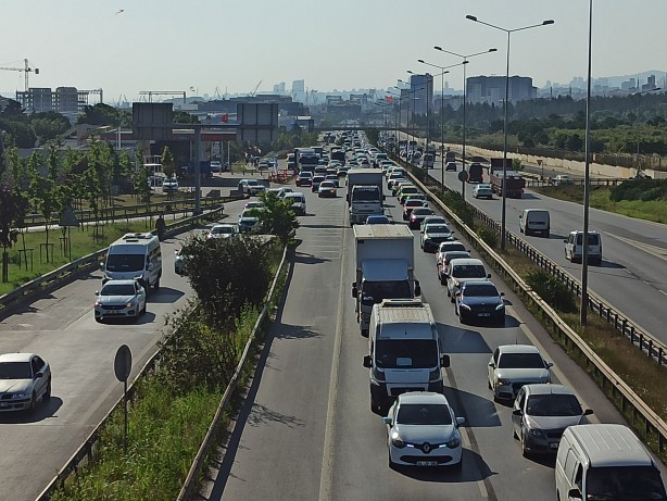 Foto - İstanbul’da bayram trafiği başladı