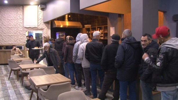 Foto - İstanbul'da beklenen kar yağışı öncesi evsizler otellere yerleştirildi!