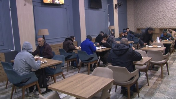 Foto - İstanbul'da beklenen kar yağışı öncesi evsizler otellere yerleştirildi!