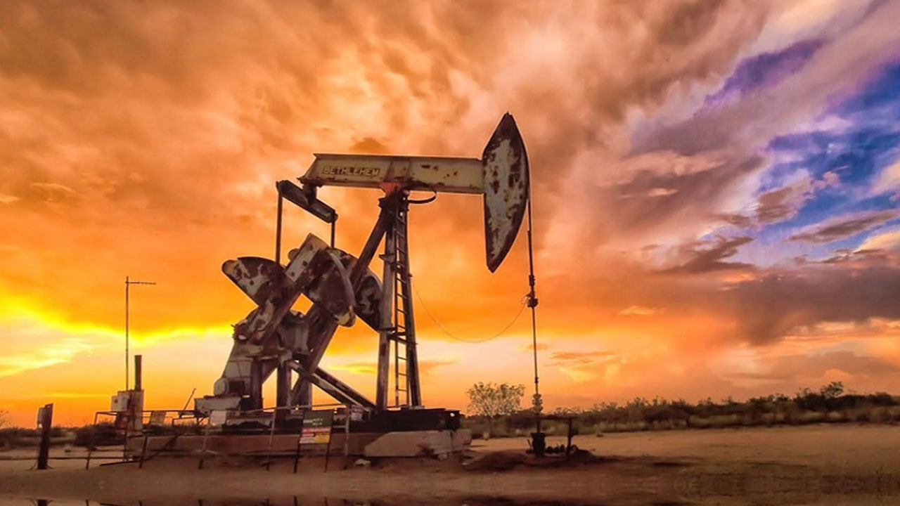 Foto - İstanbul'da büyük keşif! O ilçenin altından petrol fışkırmaya başladı