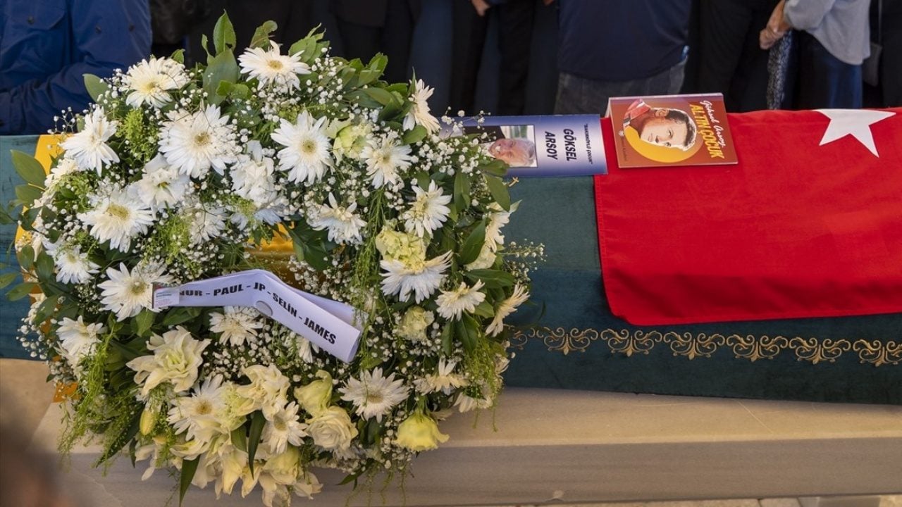 Foto - İstanbul’da cenaze töreni düzenlendi! Sanatçı Göksel Arsoy’a veda