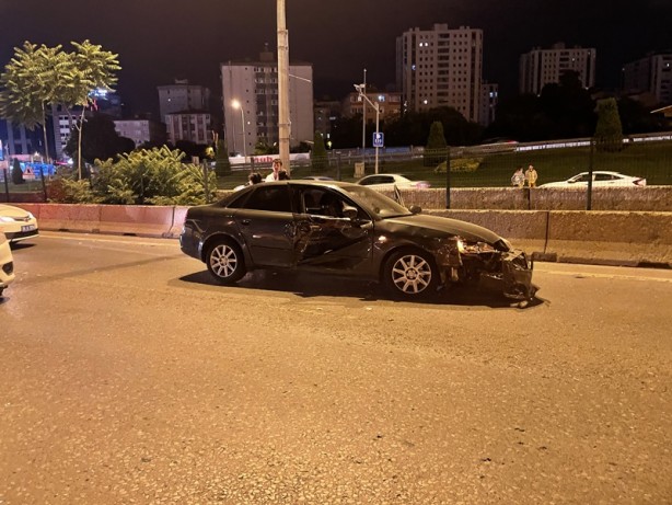Foto - İstanbul'da D-100 kara yolunda takla atan otomobilin sürücüsü kaçtı