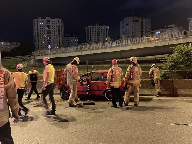Foto - İstanbul'da D-100 kara yolunda takla atan otomobilin sürücüsü kaçtı