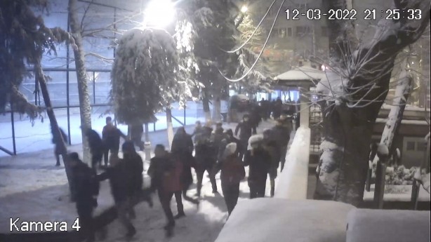 Foto - İstanbul'da dehşet anları! Kartopu savaşı silahlı kavgaya dönüştü