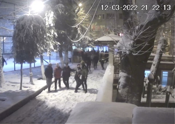 Foto - İstanbul'da dehşet anları! Kartopu savaşı silahlı kavgaya dönüştü