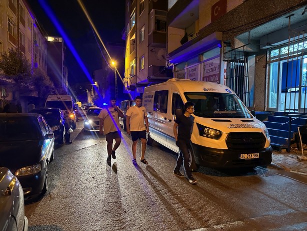 Foto - İstanbul'da dehşet! Cinnete gelen adam önce eşini ardından kendini öldürdü