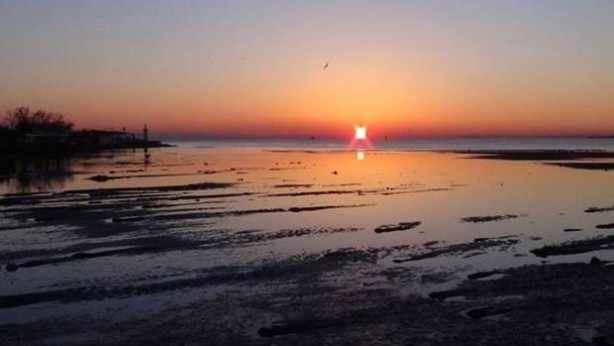 Foto - İstanbul'da deniz 100 metre çekildi!