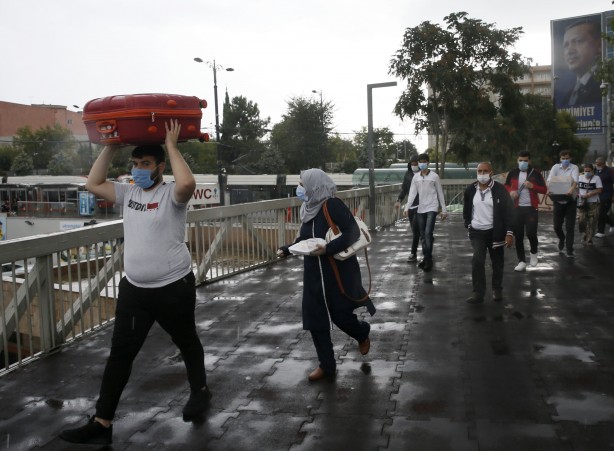 Foto - İstanbul'da dikkat çeken görüntü! Bir anda...