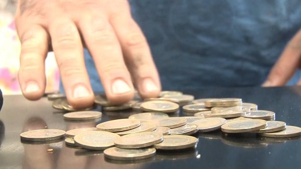 İstanbul'da dikkat çeken kampanya! Bozuk para getirene ekmek bedava