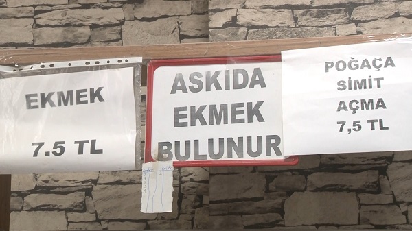 Foto - İstanbul'da dikkat çeken kampanya! Bozuk para getirene ekmek bedava