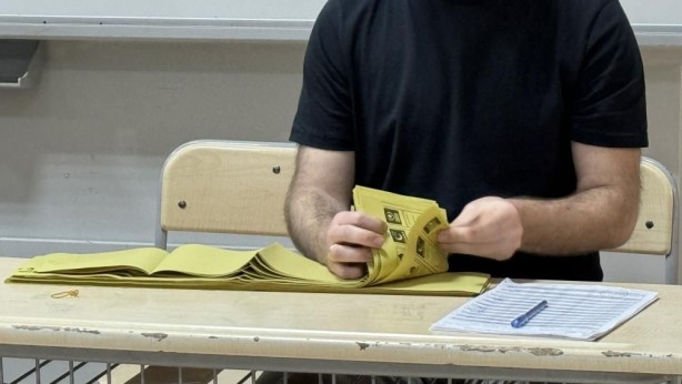 Foto - İstanbul’da durum değişti! CHP 12 ilçe daha aldı! İşte parti değiştiren belediyeler