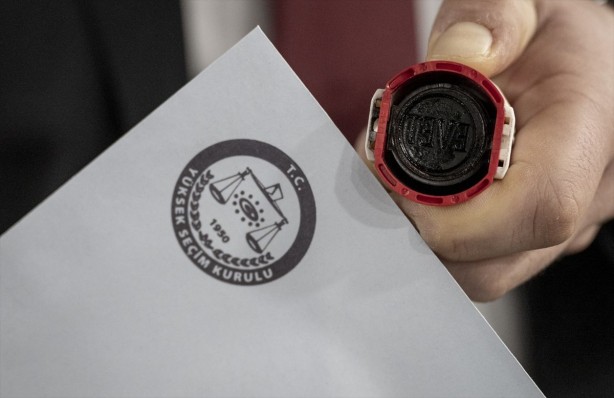 Foto - İstanbul’da durum değişti! CHP 12 ilçe daha aldı! İşte parti değiştiren belediyeler