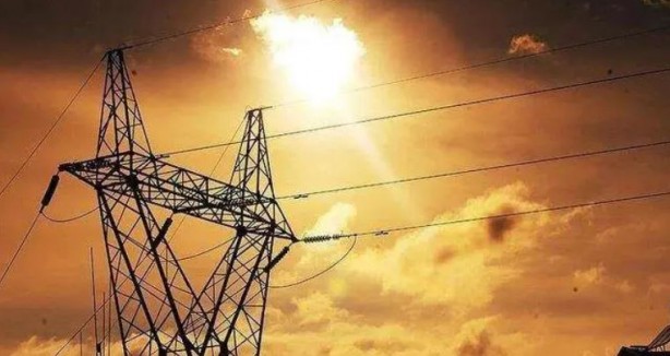 Foto - İstanbul'da elektrik kesintisi! 20 ilçe karanlığa gömülecek