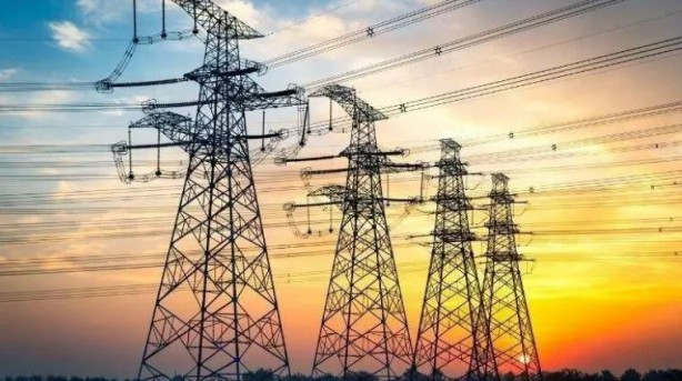 Foto - İstanbul'da elektrik kesintisi! 20 ilçe karanlığa gömülecek