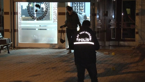 Foto - İstanbul'da erkek kuaförüne silahlı saldırı