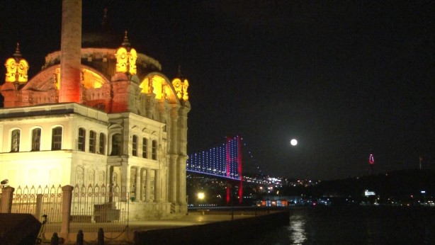 Foto - İstanbul'da eşsiz "Süper Çiçek Kanlı Ay" tutulması!