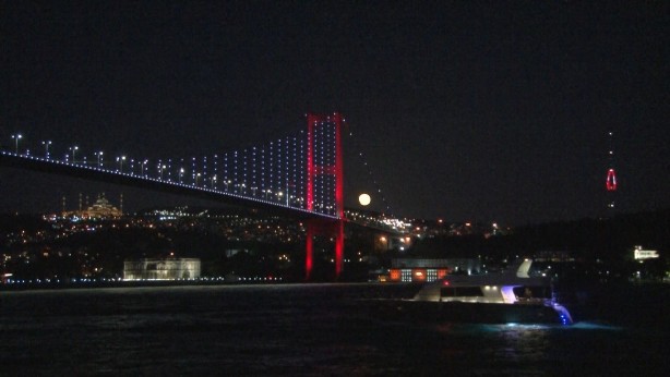 Foto - İstanbul'da eşsiz "Süper Çiçek Kanlı Ay" tutulması!