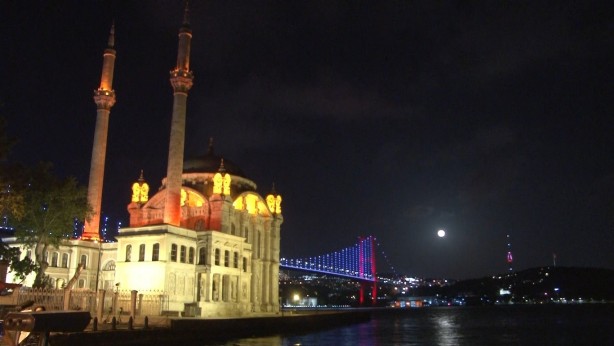 Foto - İstanbul'da eşsiz "Süper Çiçek Kanlı Ay" tutulması!