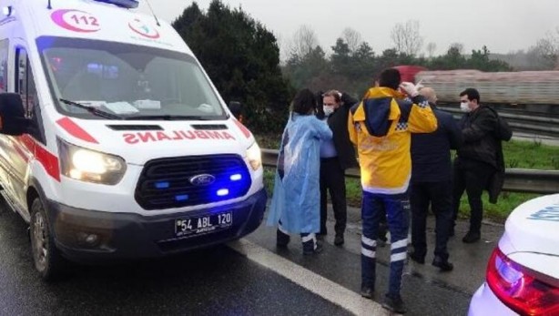 Foto - TEM otoyolunda feci kaza! Milyonluk araçlar sağa sola savruldu