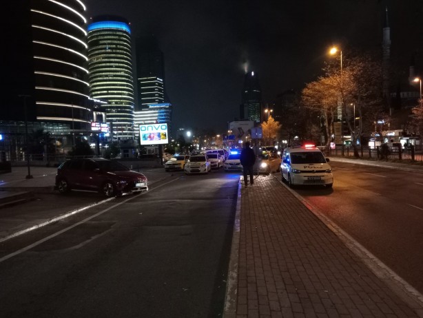 Foto - İstanbul'da feci olay! Metro durağında bekleyen kişiye silahlı saldırı