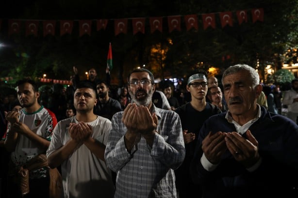 İstanbul'da Filistin'e destek yürüyüşü düzenlendi