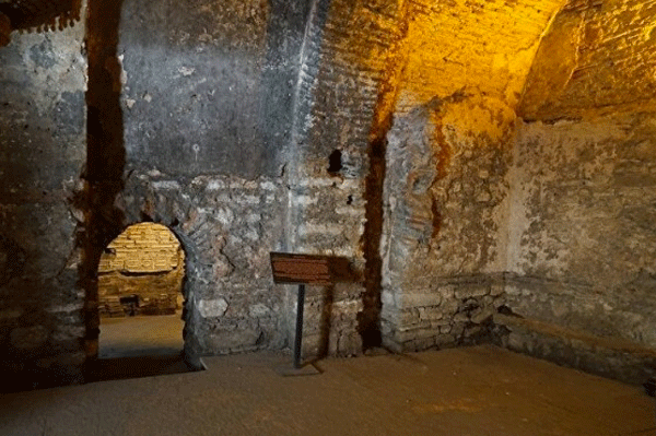 Foto - İstanbul’da gizli bir saray bulundu! Duyanlar akın ediyor