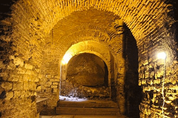 Foto - İstanbul’da gizli bir saray bulundu! Duyanlar akın ediyor