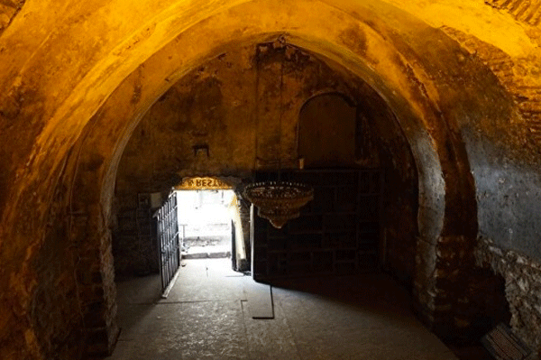 Foto - İstanbul’da gizli bir saray bulundu! Duyanlar akın ediyor