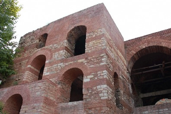 Foto - İstanbul’da gizli bir saray bulundu! Duyanlar akın ediyor