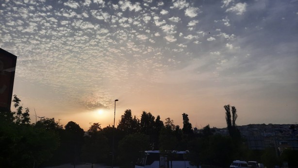 Foto - İstanbul'da gökyüzüne bakan bir daha baktı!