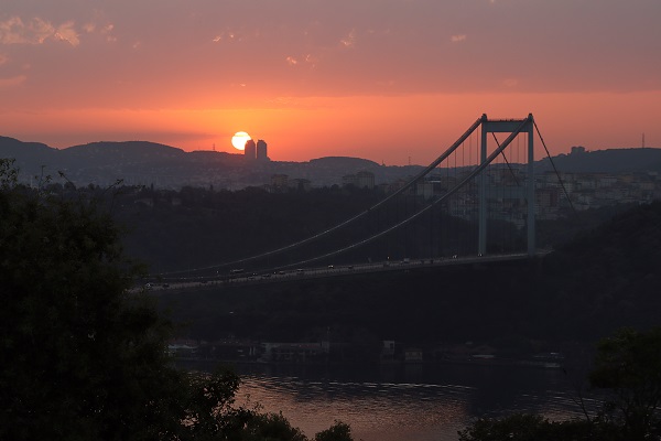 Foto - İstanbul’da gündoğumu