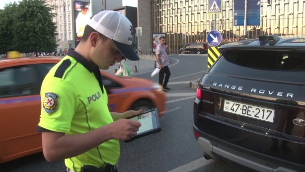 Foto - İstanbul'da huzur uygulaması! Araçlar didik didik arandı