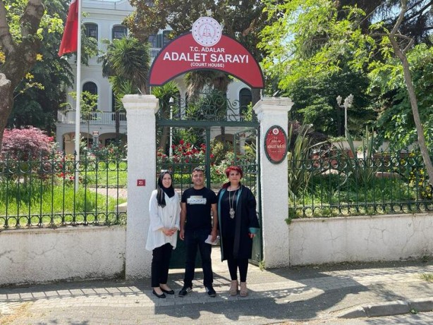 Foto - İstanbul'da ilginç olay! Kulağını martı kaptı