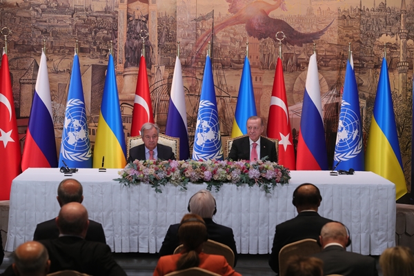 Foto - İstanbul'da imzalanan tarihi anlaşma dünya basınını salladı