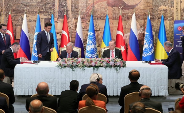 Foto - İstanbul'da imzalanan tarihi anlaşma dünya basınını salladı