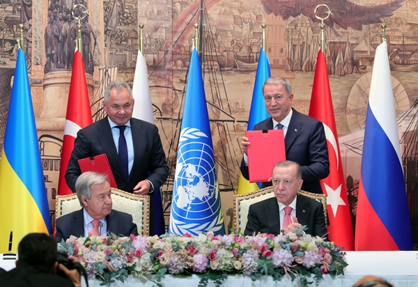 Foto - İstanbul'da imzalanan tarihi anlaşma dünya basınını salladı