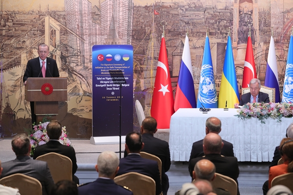 Foto - İstanbul'da imzalanan tarihi anlaşma dünya basınını salladı
