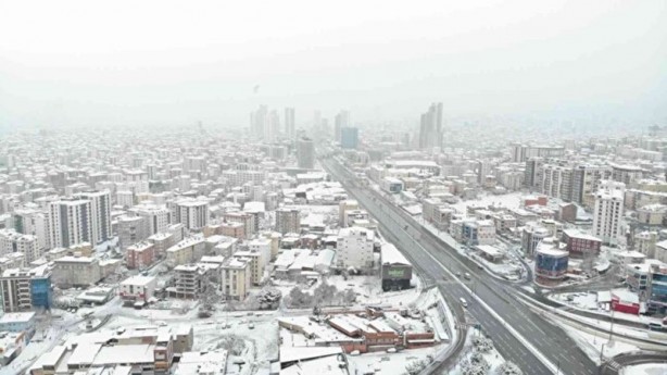 Foto - İstanbul’da kar fırtınası sonrası trafik yoğunluğu azaldı