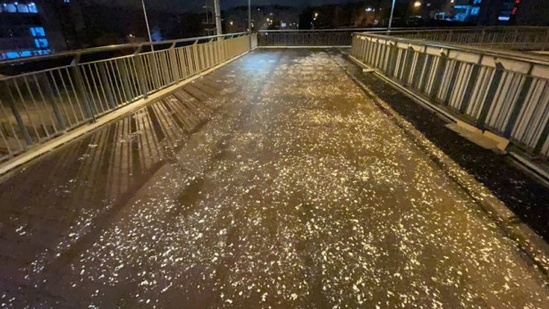 Foto - İstanbul'da kar yağışı aralıklarla etkili oluyor