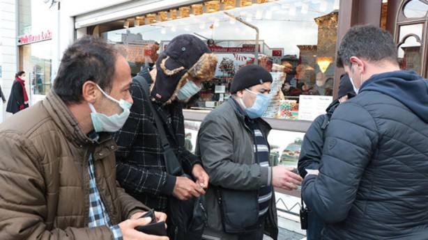 Foto - İstanbul'da kuyruklar oluştu! Şaşırtmayan manzaralar