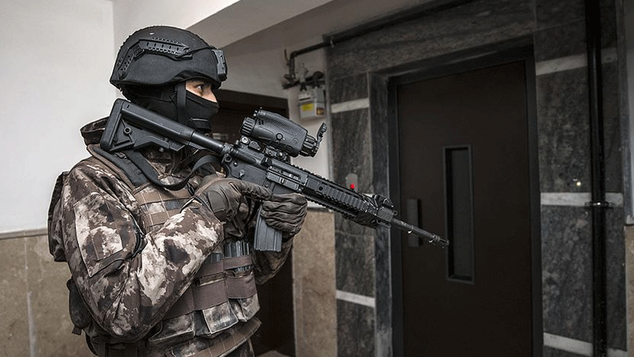 Foto - İstanbul'da mafyaya operasyon