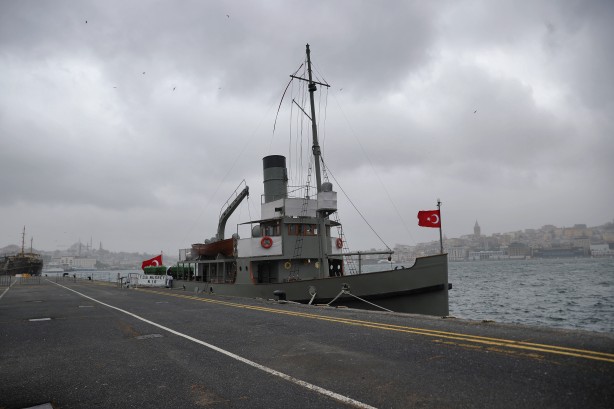 İstanbul'da Nusret Mayın Gemisi heyecanı